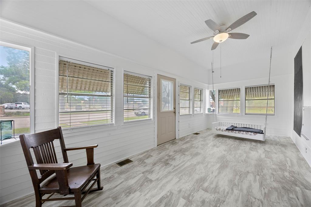 Ennis - Residential
