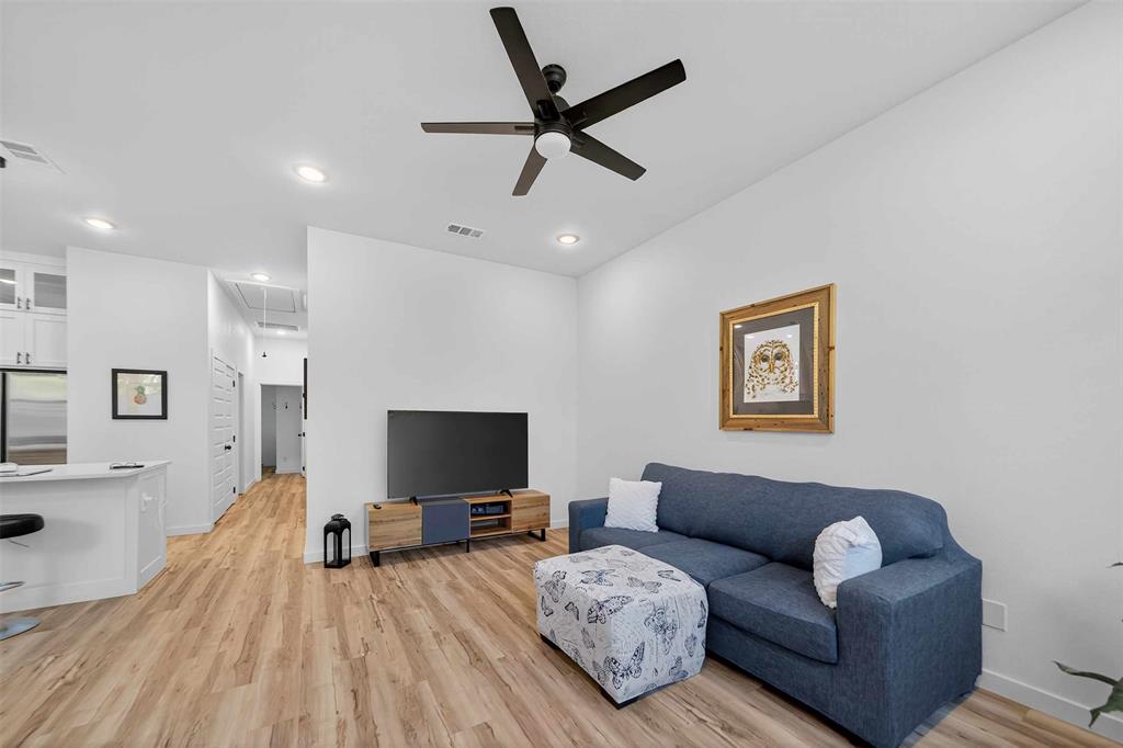 Del Mar Sub - Residential