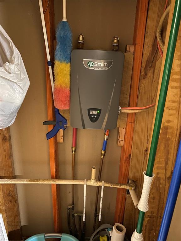 Polk J Sr - Residential