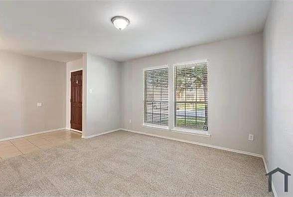 Fossil Hill Estates - Residential Lease