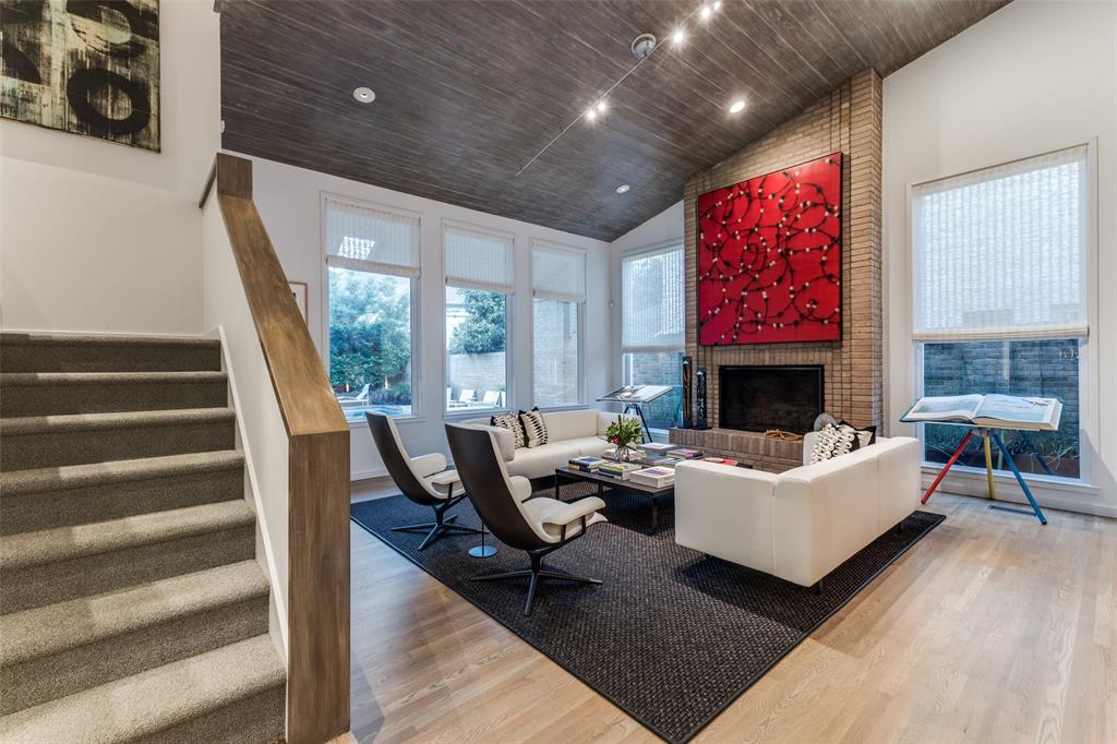 4116 Shenandoah Street
