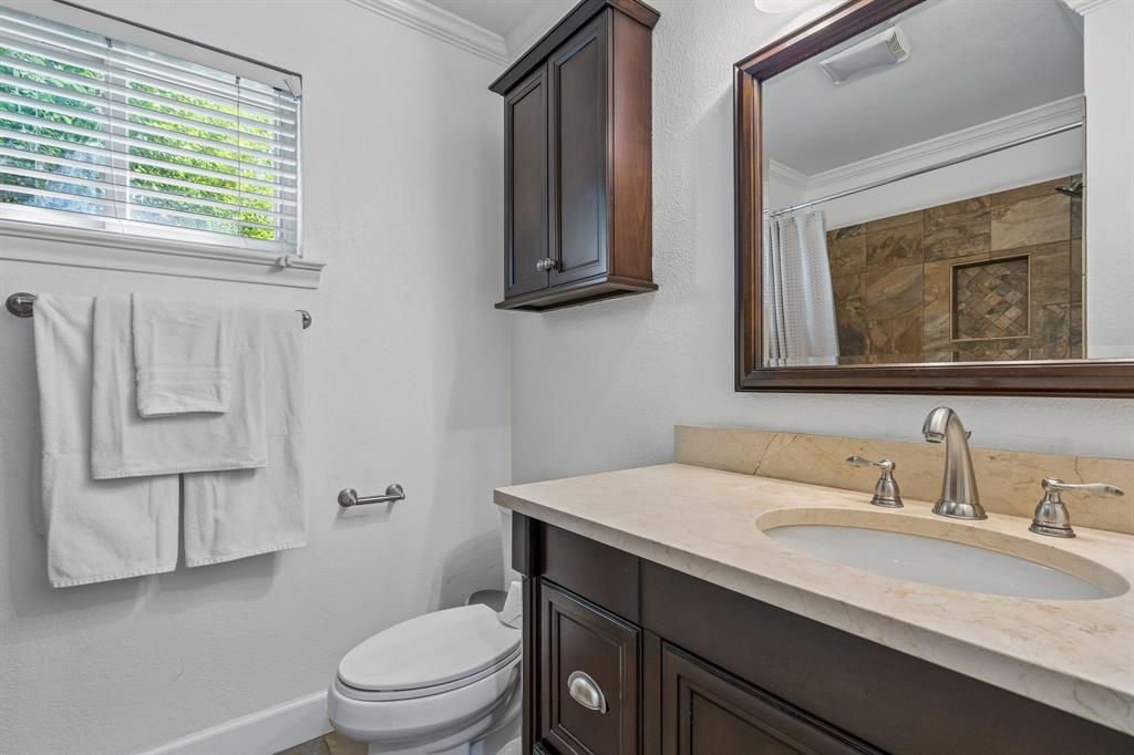 Shore Crest Estate - Residential