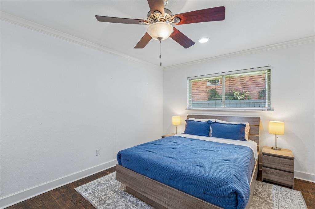 Shore Crest Estate - Residential
