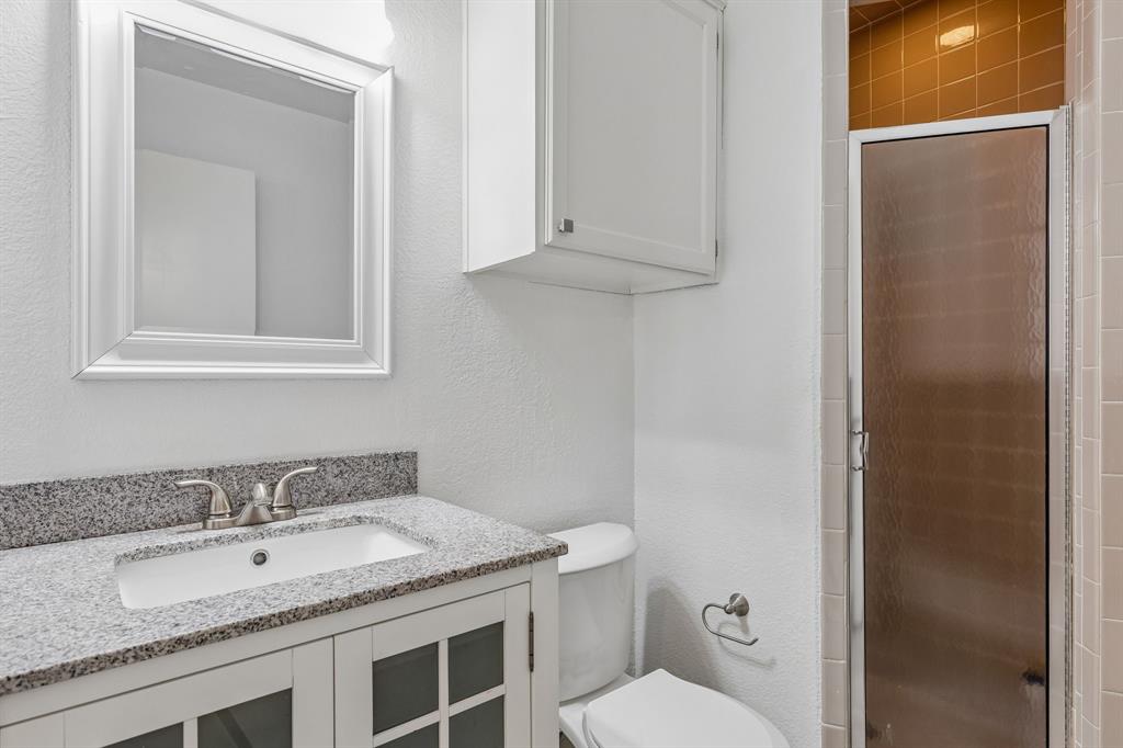 Shore Crest Estate - Residential