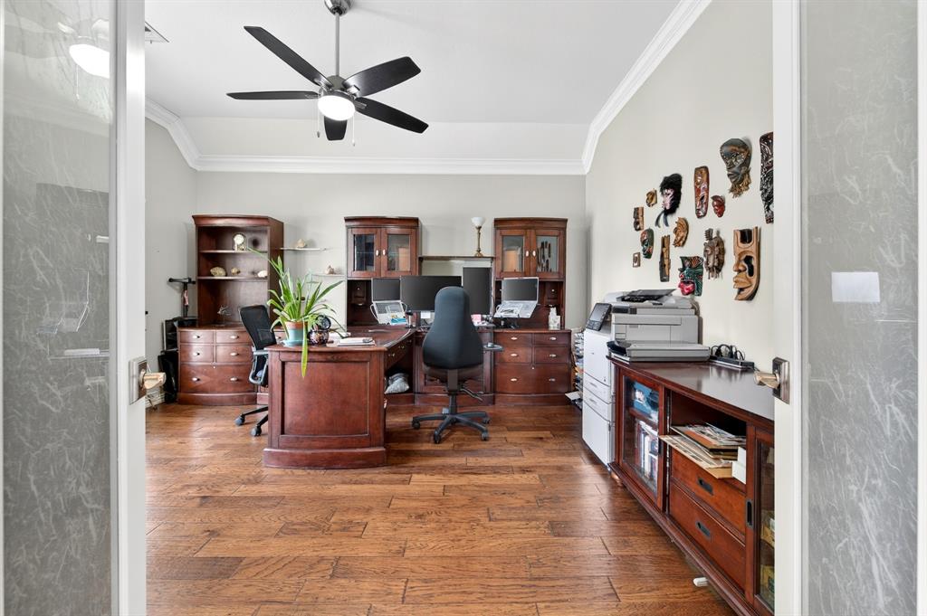 2815 Summer Tree Lane