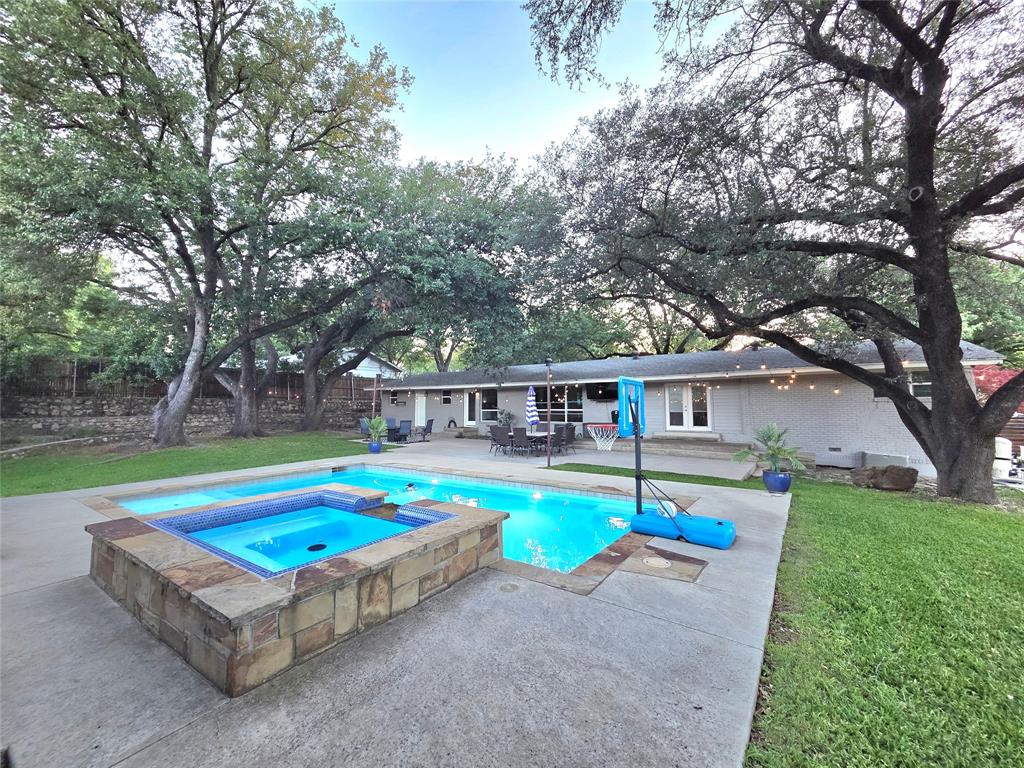 Ridglea Hills Add - Residential