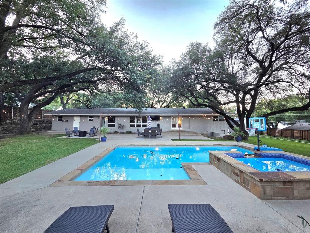 4236 Shannon Drive