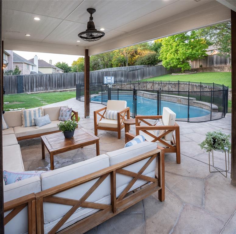7002 Clear Springs Parkway