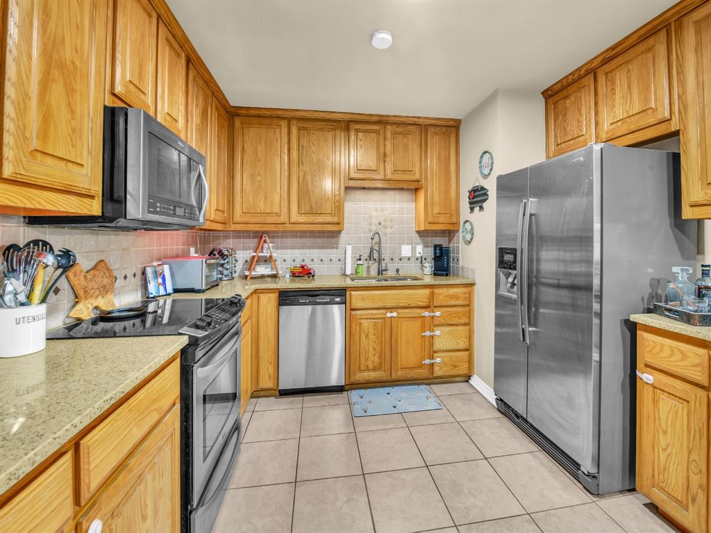 Bonnie Bell Estate - Residential