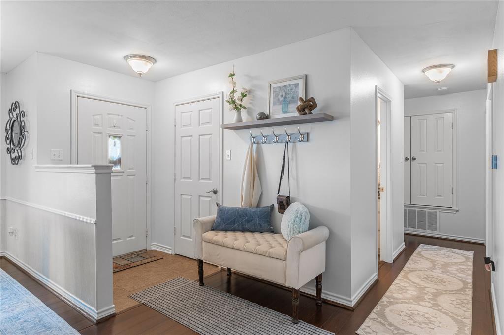 (1360) HOLBROOK ACRES - Residential