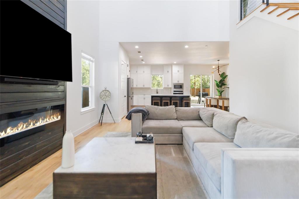 Ledbetter Gardens - Residential Lease