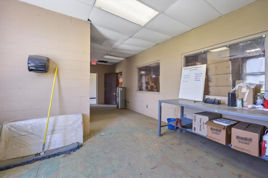 Levi L York - Commercial Sale