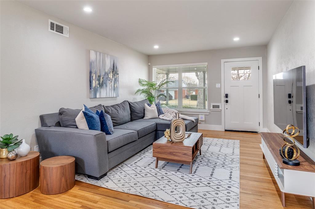 3003 San Lucas Avenue