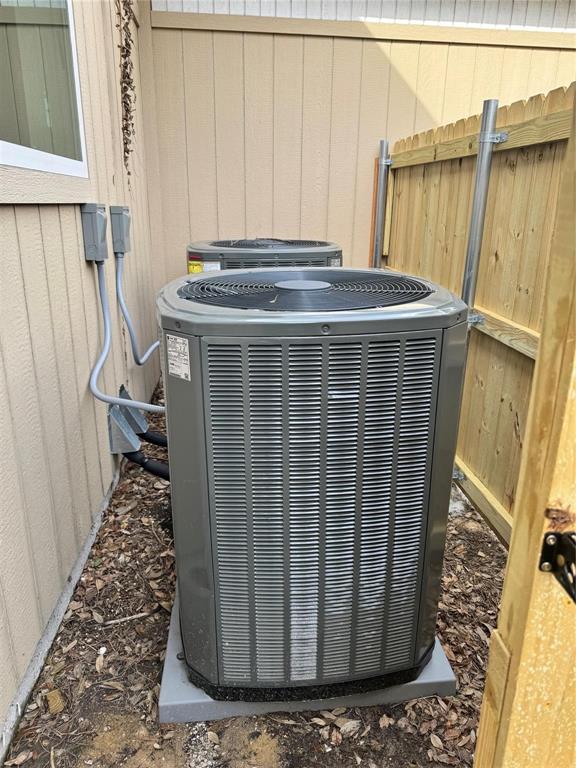 Chamberlain Arlington Heights 1st - Commercial Lease