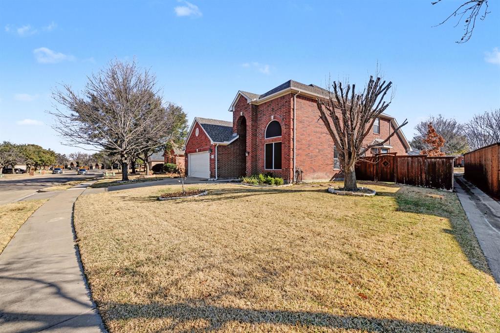 8234 Robertson Drive