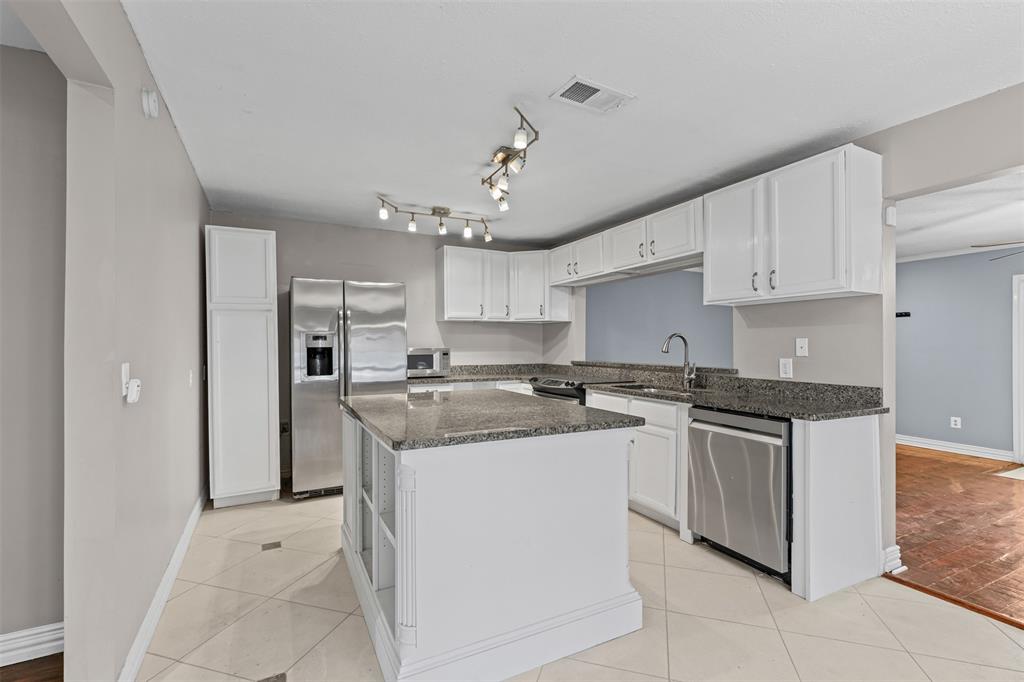 WEST OAKHURST - Residential Lease