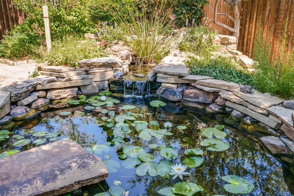 Country Lakes - Residential