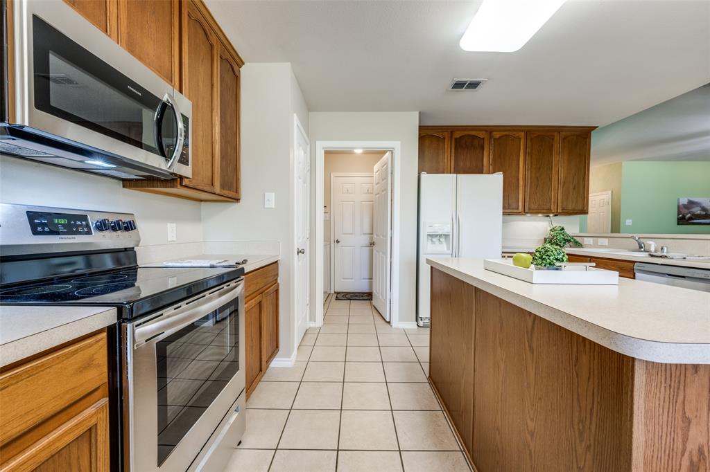 Country Lakes - Residential