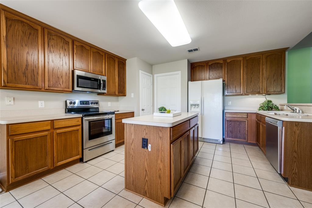 Country Lakes - Residential