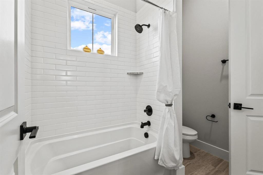 Chapel Creek Farms At Van Alst - Residential