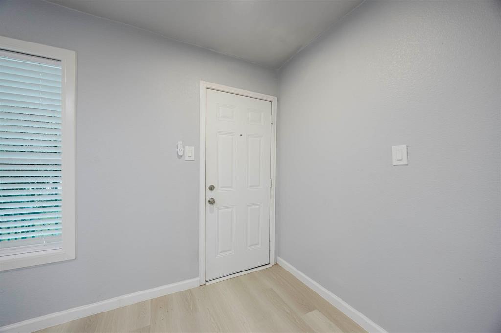 Jd Merchant Surv Abs 850 - Residential