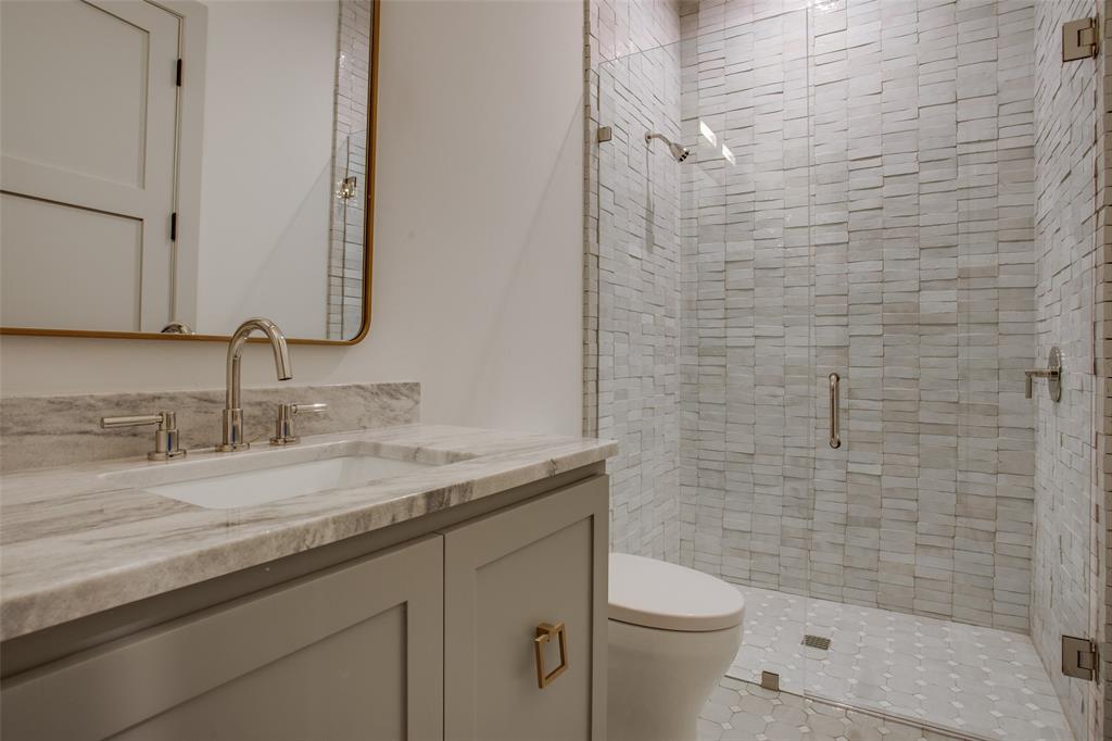 LAKEWOOD NORTH ESTATES - Residential