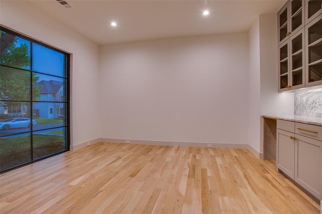 LAKEWOOD NORTH ESTATES - Residential