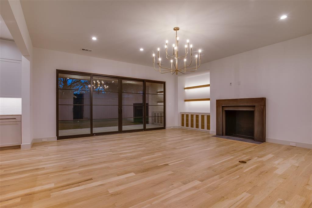 LAKEWOOD NORTH ESTATES - Residential