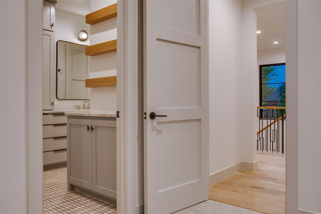 LAKEWOOD NORTH ESTATES - Residential