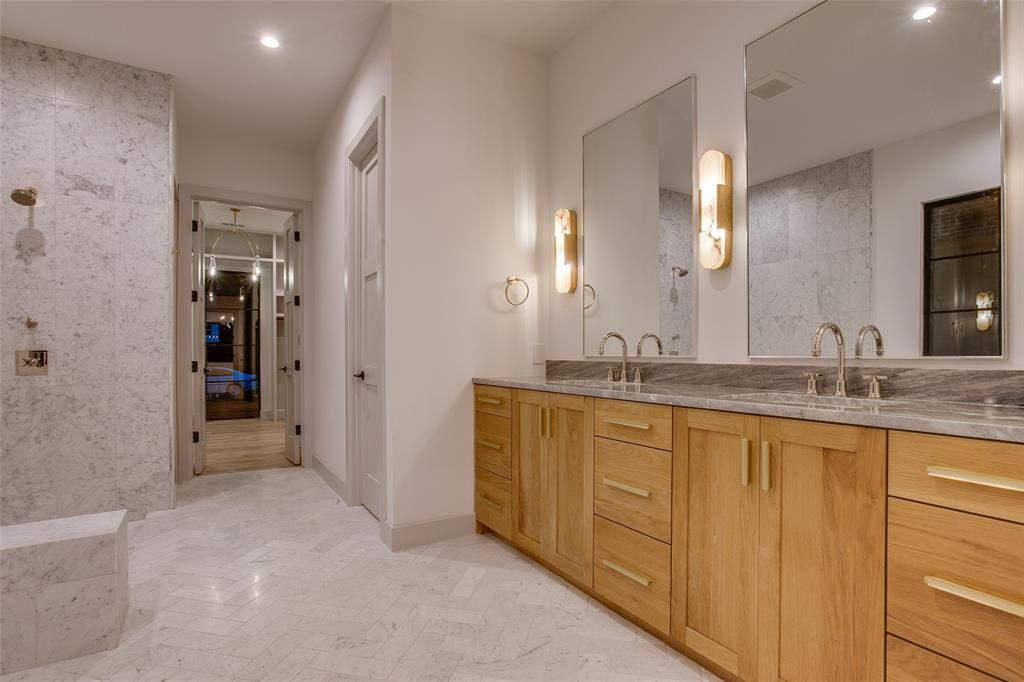 LAKEWOOD NORTH ESTATES - Residential