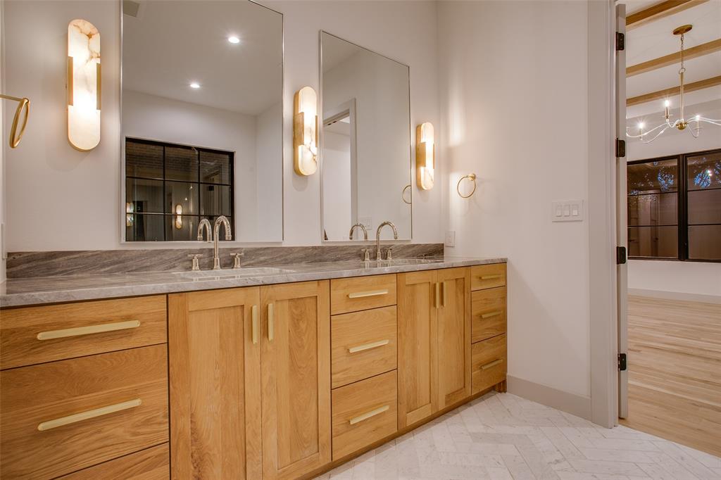 LAKEWOOD NORTH ESTATES - Residential