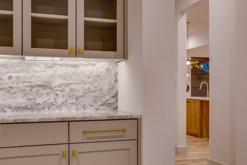 LAKEWOOD NORTH ESTATES - Residential