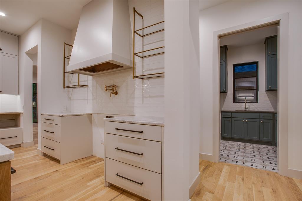 LAKEWOOD NORTH ESTATES - Residential