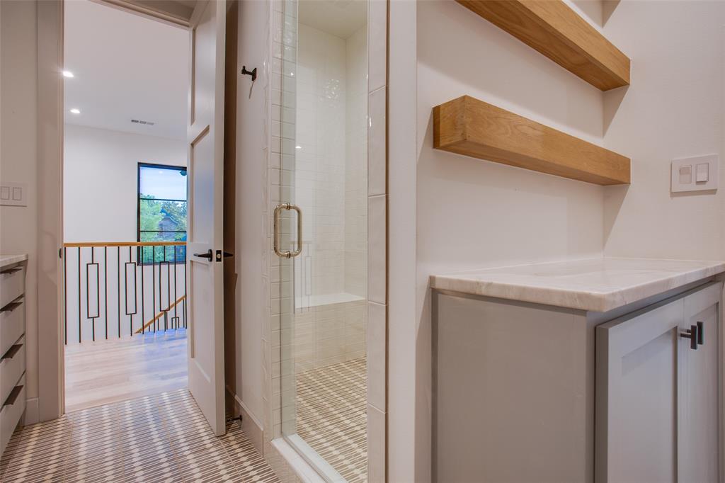 LAKEWOOD NORTH ESTATES - Residential