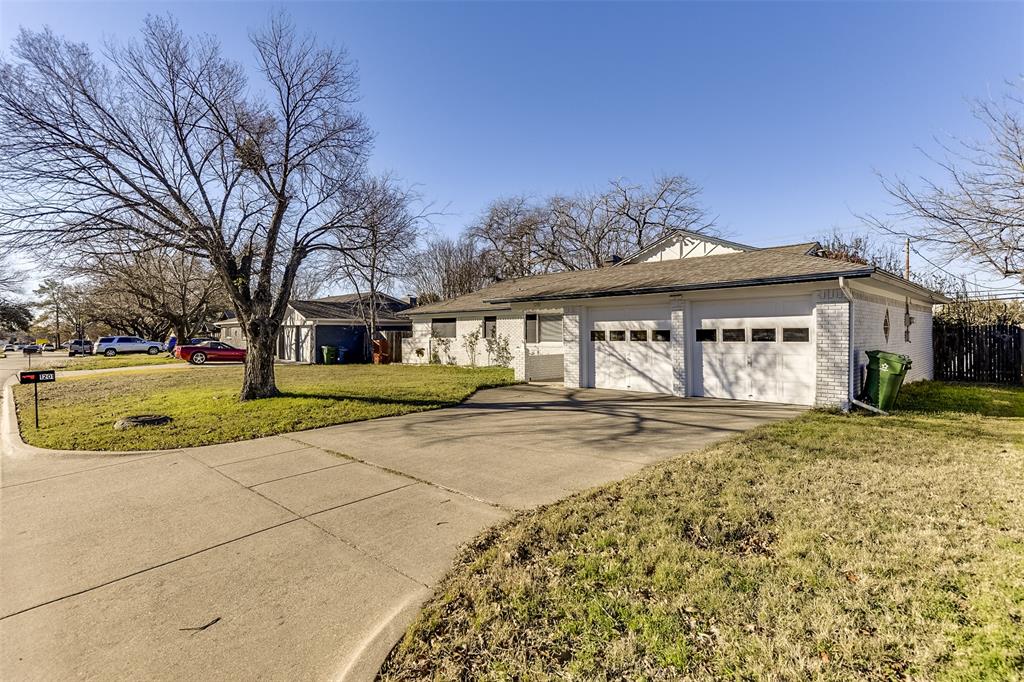 1201 Desiree Lane