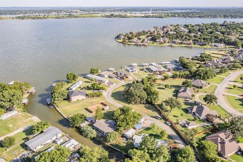 A home in Granbury