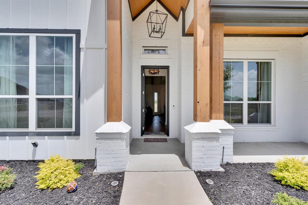 140 Friesian Lane