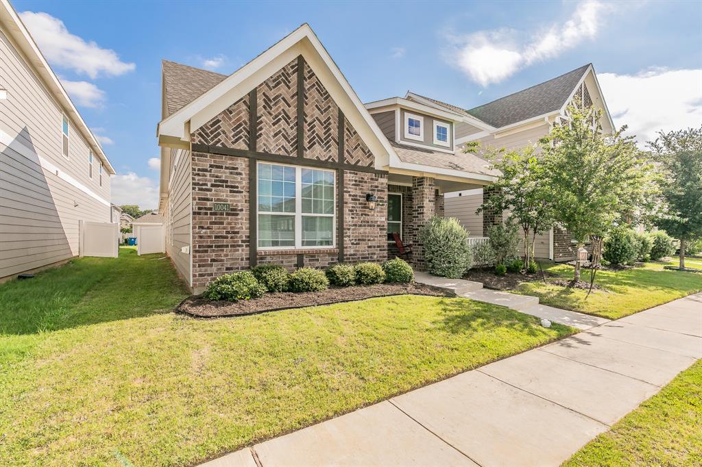 10041 Adams Lane