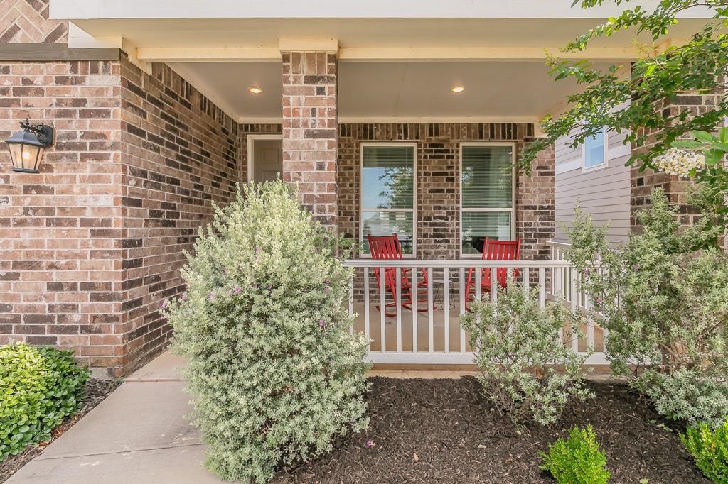 10041 Adams Lane
