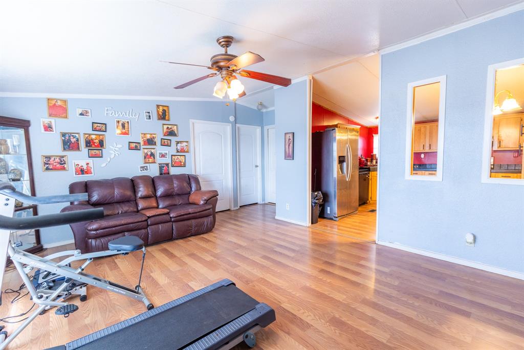 Lone Acres - Residential