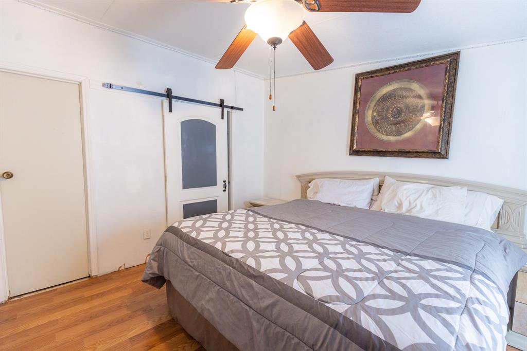 Lone Acres - Residential