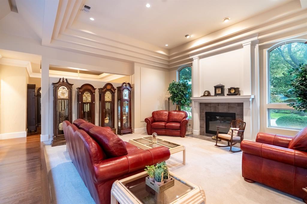 1450 Meandering Way