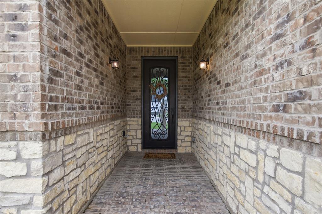 1505 Lakeview Drive