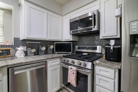 Tiny photo for 5009 Fairmount Drive, Arlington, TX 76017 (MLS # 21099290)