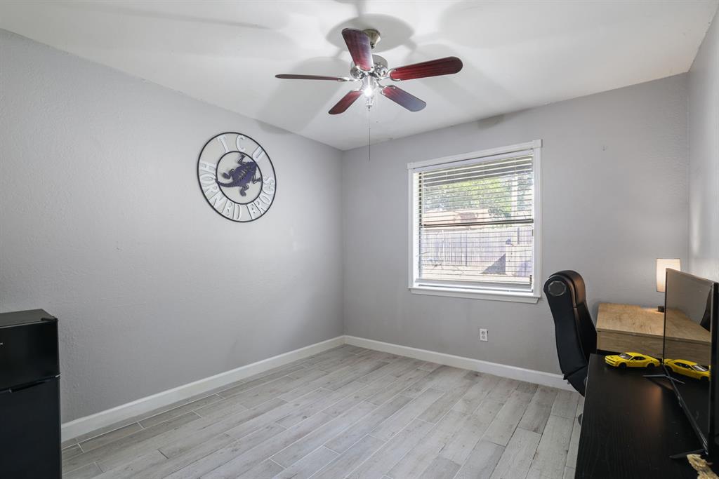 5009 Fairmount Drive