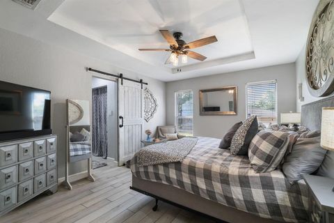 Tiny photo for 5009 Fairmount Drive, Arlington, TX 76017 (MLS # 21099290)