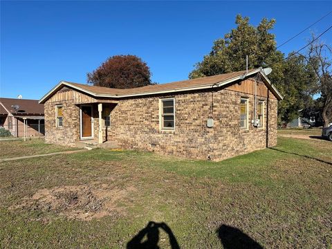 A home in Knox City