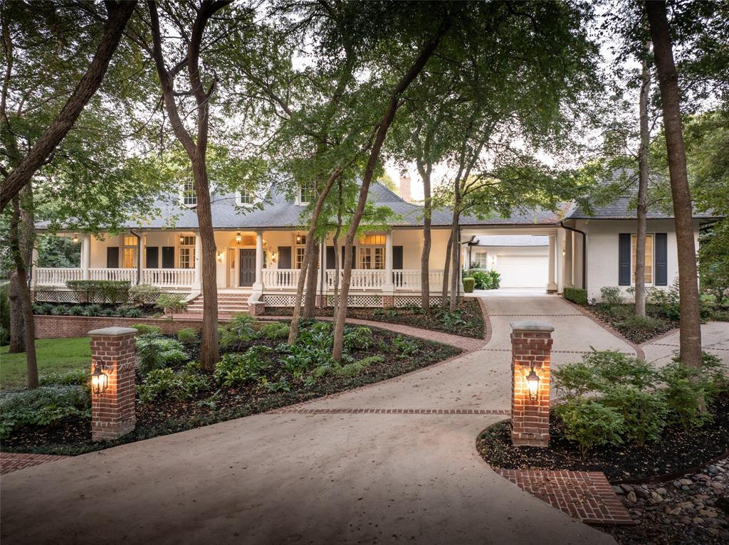 480 Oakwood Circle