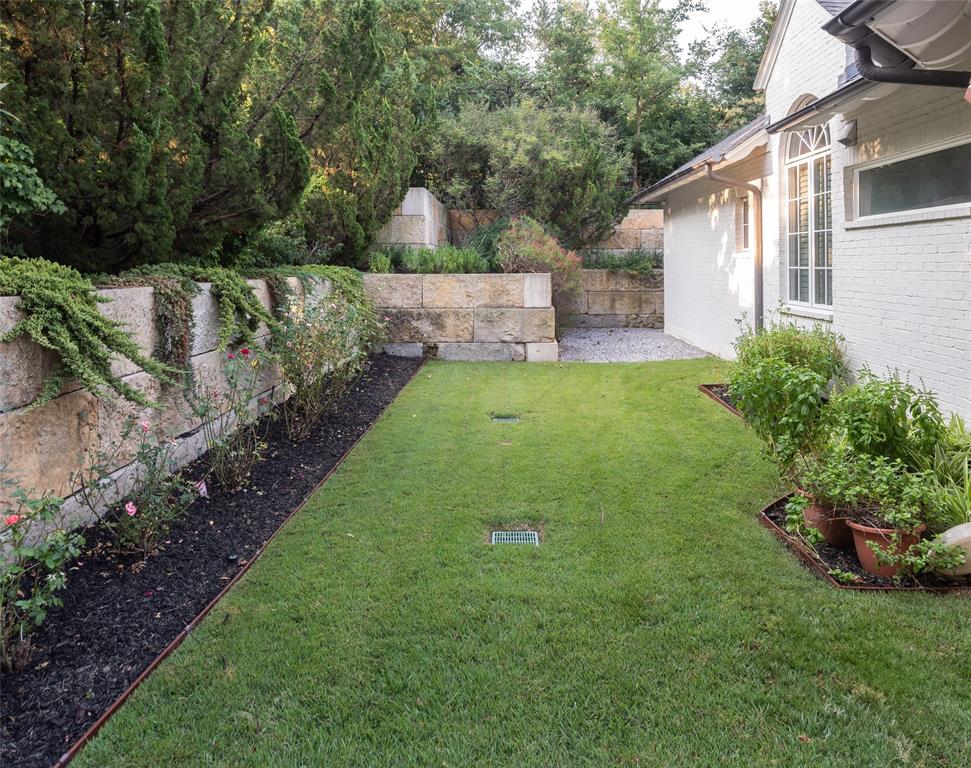 River Oaks - Residential