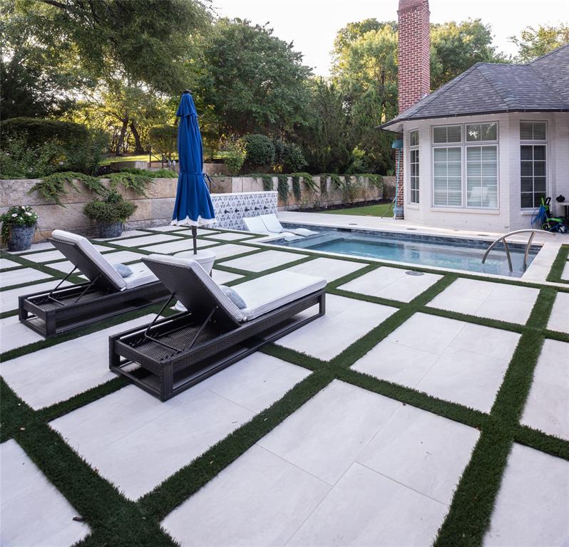 River Oaks - Residential